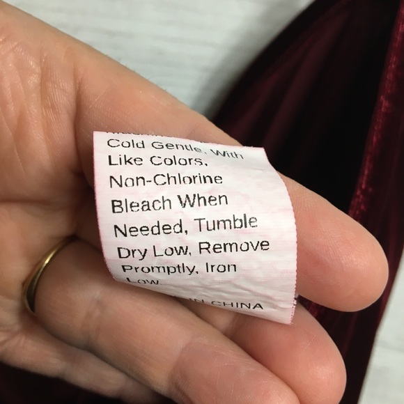 Shein Curve 4x dark red velour jumpsuit-1 piece - Picture 4 of 8